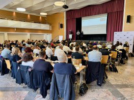 11. Symposium Hilfe f&uuml;r Helferinnen und Helfer in den Feuerwehren