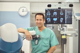 LoSaGa | Vortrag: "Robotik in der Orthopädie - Moderner Einsatz am Kniegelenk ", 24.08.2026, 17:00 Uhr